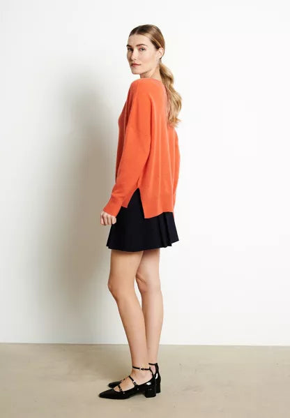 Pull Col V Profond Mandarine Cachemire Oversize | Studio Cashmere 8 | VETYMOD